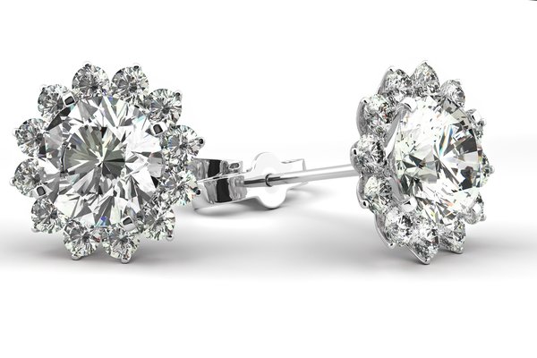 Can Moissanite Get Wet?