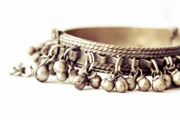Will Brass Jewelry Turn Skin Green?